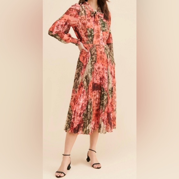 Excellent Condition, Rachel Parcell- Pleated Chiffon Midi Dress w/ Bow, Size 0 - Picture 10 of 15